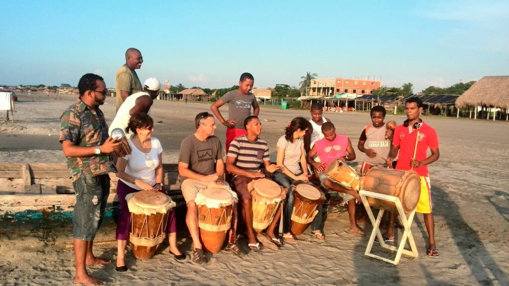 350_380 Imagen destacad de la exp-min