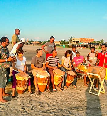 Inmersión con tambores tradicionales